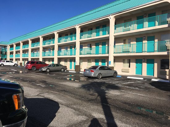 Days Inn By Wyndham Gulfport