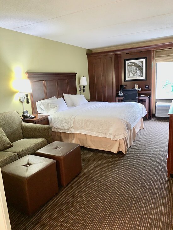 Hampton Inn Cleveland-Westlake