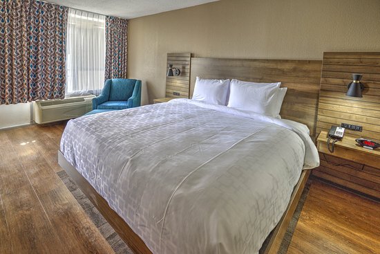 Clarion Pointe Downtown Gatlinburg