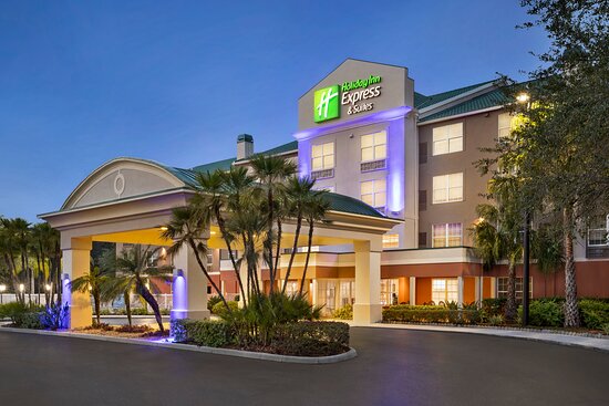 Holiday Inn Express & Suites Sarasota East - I-75 by IHG