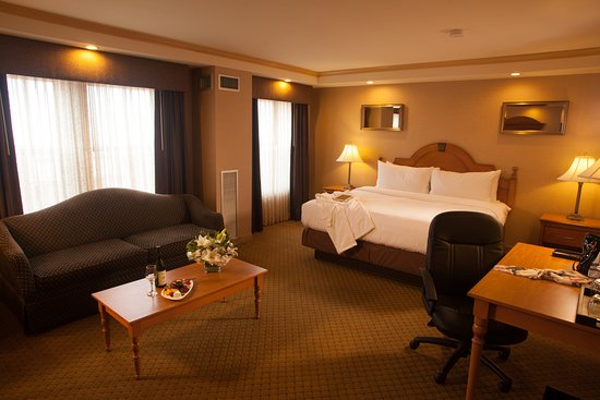 Ambassador Hotel Milwaukee