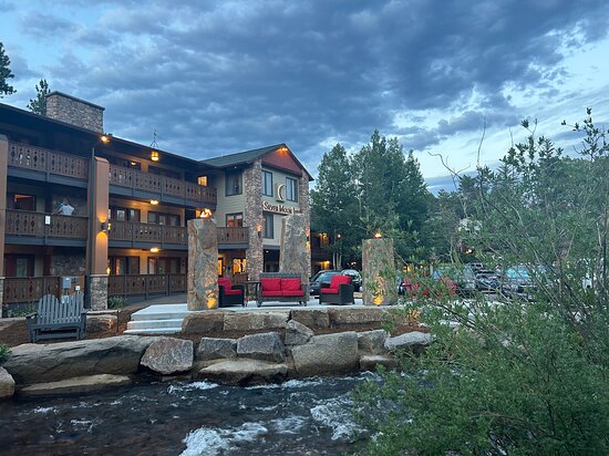 Silver Moon Inn