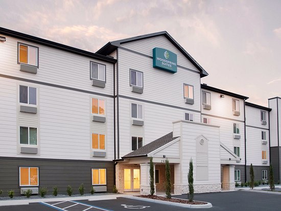 WoodSpring Suites Daytona Speedway