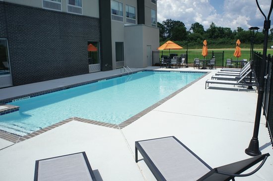 La Quinta Inn & Suites by Wyndham Opelika Auburn
