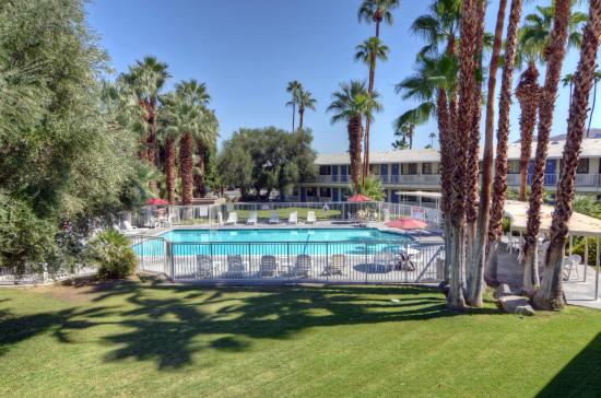 Motel 6 Palm Springs East