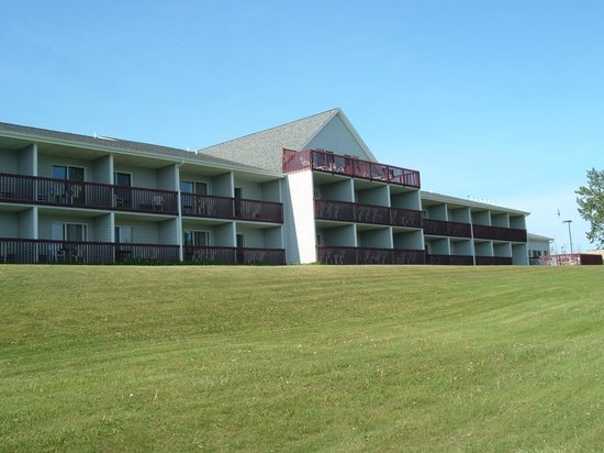 Super 8 by Wyndham St. Ignace