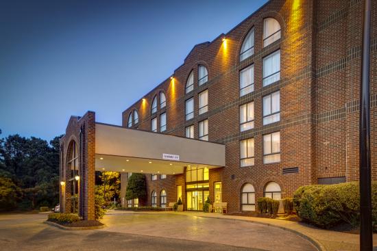 Embassy Suites by Hilton Williamsburg