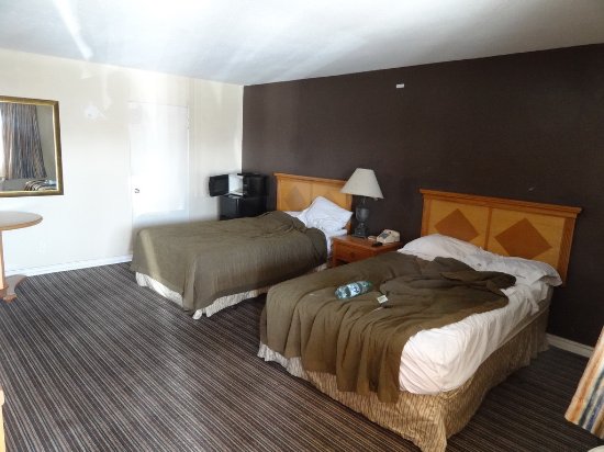 Travel Inn & Suites