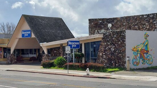 Rodeway Inn