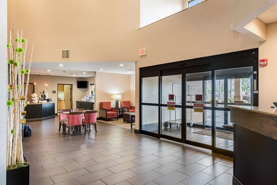 Comfort Suites