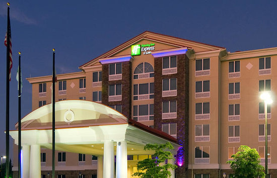 Holiday Inn Express & Suites Ft Myers East- The Forum By IHG