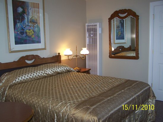 Lariat Motel
