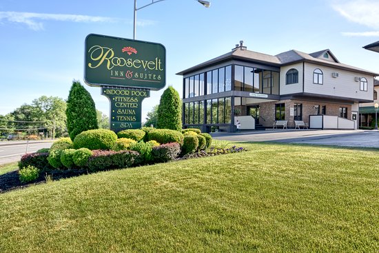 Roosevelt Inn & Suites
