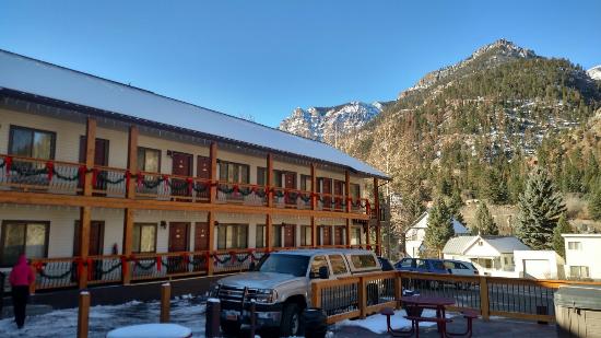 Matterhorn Inn and Suites