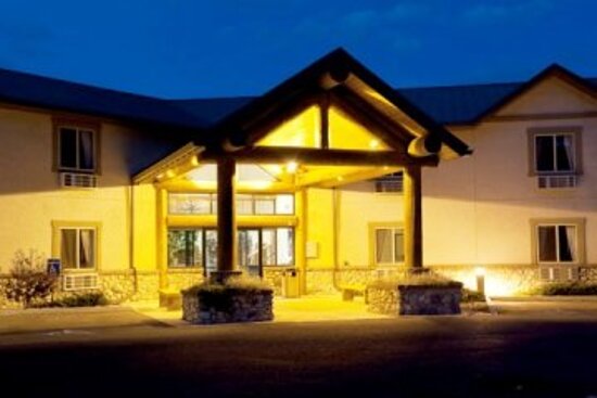 Cody Legacy Inn & Suites
