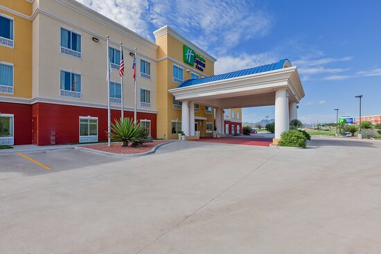 Holiday Inn Express & Suites Alpine Southeast By IHG