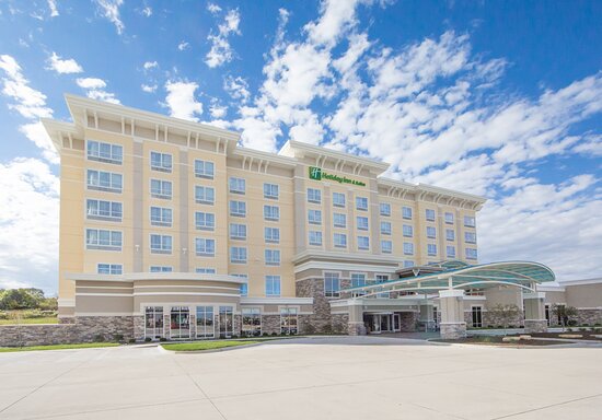 Holiday Inn & Suites Davenport By IHG
