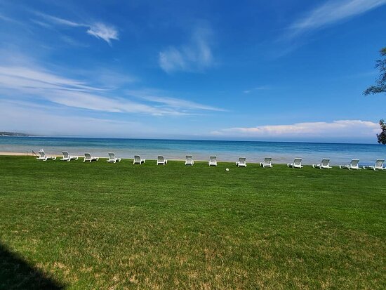 Glidden Lodge Beach Resort
