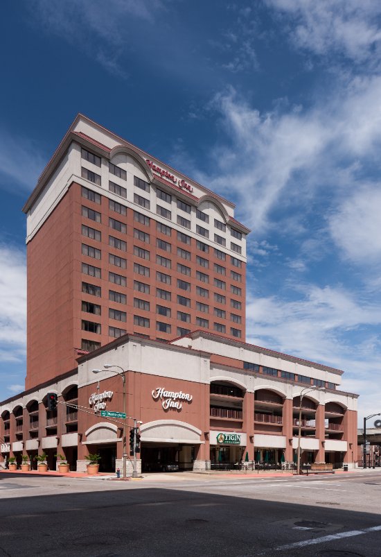Hampton Inn St. Louis-Downtown (At the Gateway Arch)
