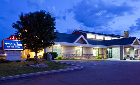 AmericInn by Wyndham Fargo West Acres