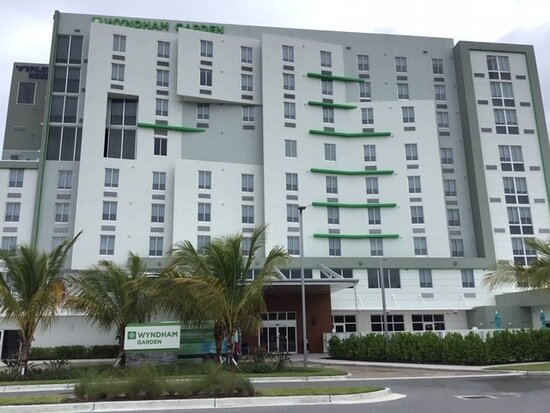 Wyndham Garden Miami International Airport