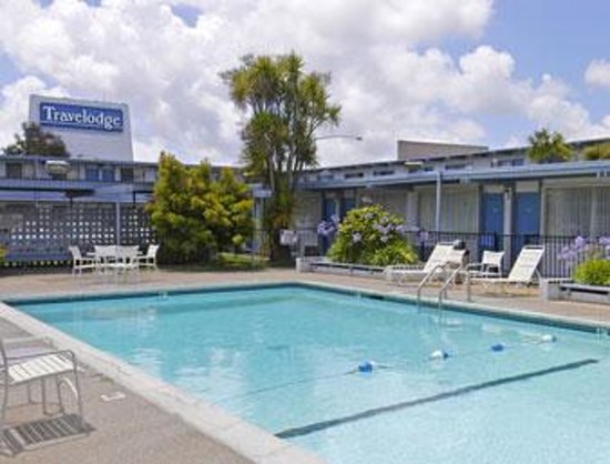 Travelodge by Wyndham San Francisco Airport North