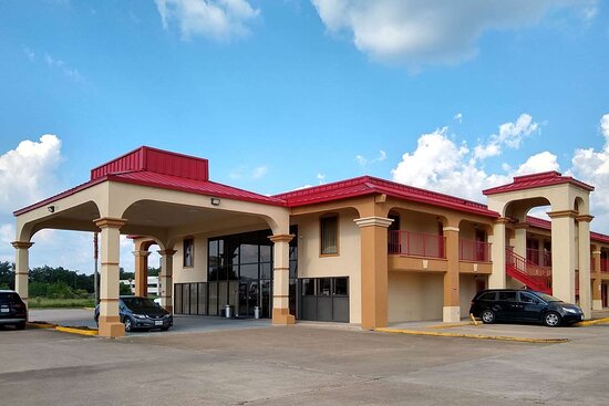 EconoLodge Inn & Suites Houston West - Energy Corridor