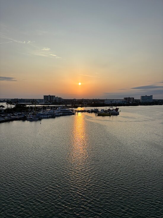 ChartHouse Clearwater Beach Marina Hotel