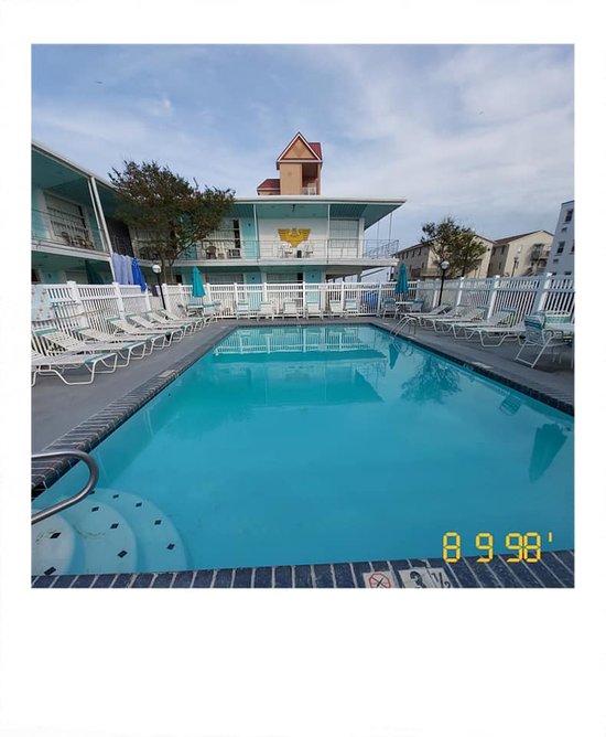 Eden Roc Motel