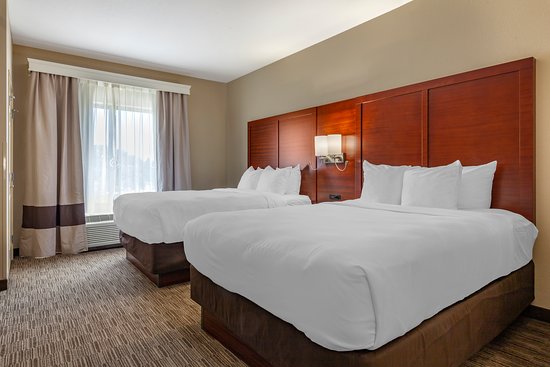 Holiday Inn Express & Suites Milwaukee Nw – Park Place By IHG