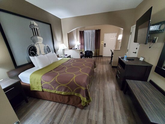 Super 8 by Wyndham Murfreesboro