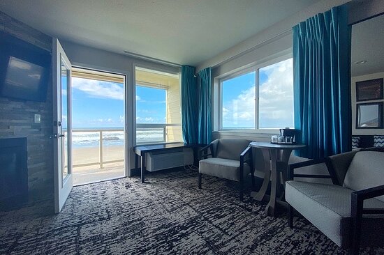 Chinook Winds Casino Resort