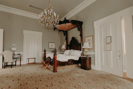 Dunleith Historic Inn