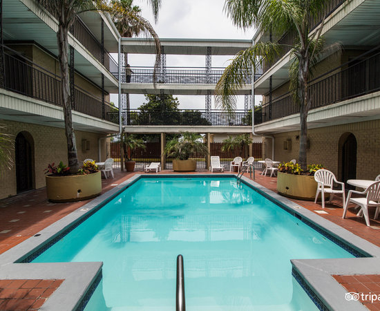 Super 8 by Wyndham New Orleans