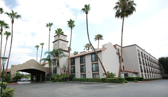 The Buena Park Grand Hotel & Suites
