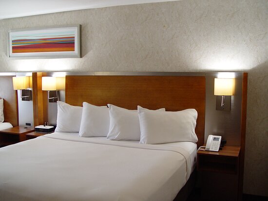 Clarion Hotel Bakersfield North