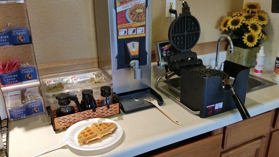 Econo Lodge Topeka Kansas