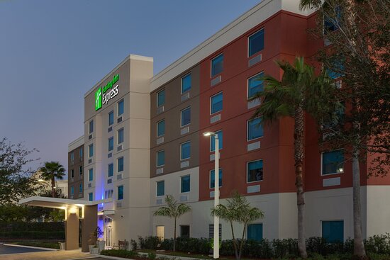 Holiday Inn Express & Suites Ft. Lauderdale Airport/Cruise by IHG