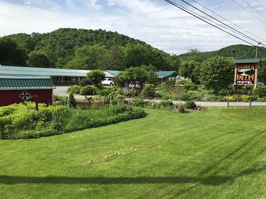 Hidden Valley Motel