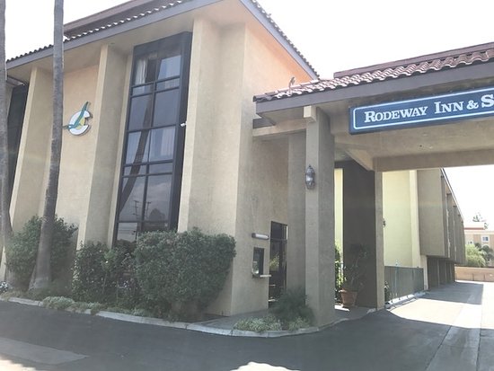 Rodeway Inn & Suites