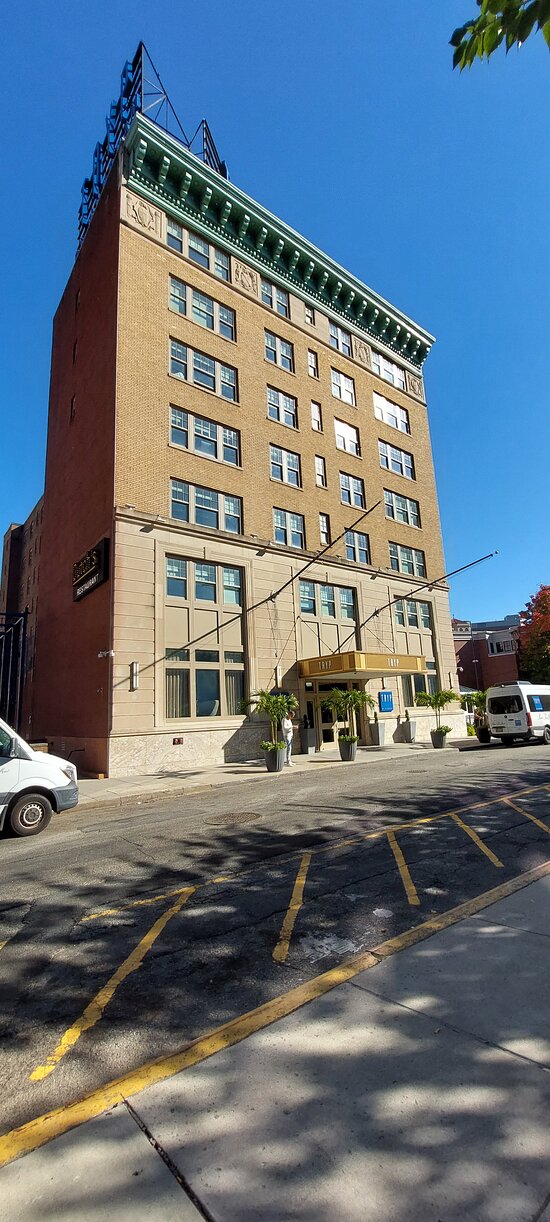 TRYP by Wyndham Newark Downtown