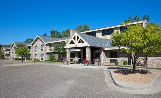 AmericInn by Wyndham White Bear Lake St. Paul