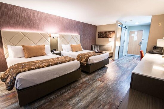 Empeiria High Sierra Hotel