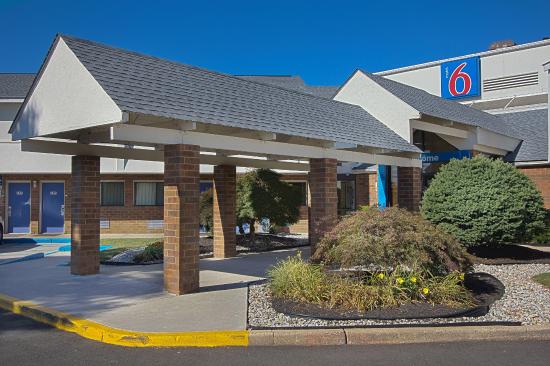 Motel 6 Piscataway (NYC Area)