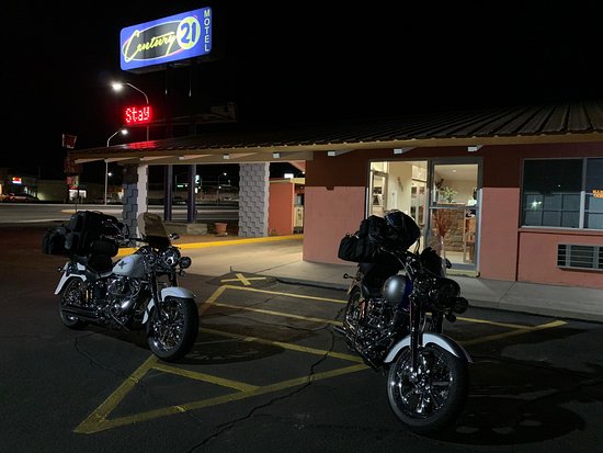 Century 21 Motel