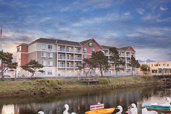 Holiday Inn Express & Suites Seaside-convention Center By IHG