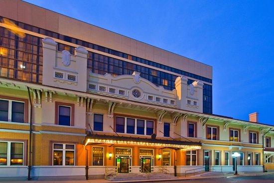 Pensacola Grand Hotel