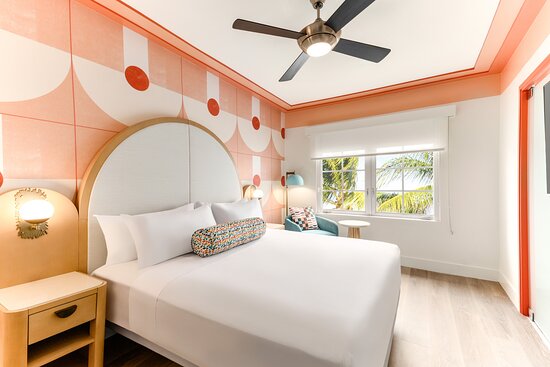 Waldorf Towers South Beach