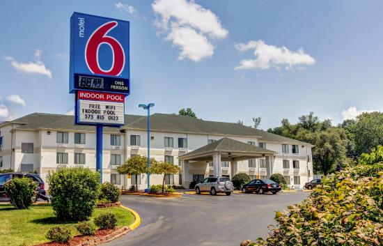 Motel 6 Columbia