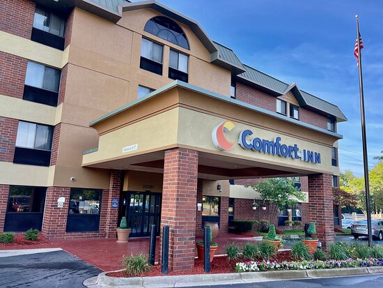 Comfort Inn Near Greenfield Village